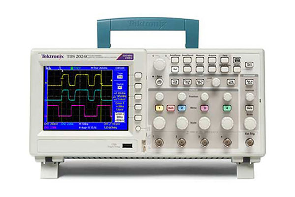 泰克 TDS2000C 数字存储示波器